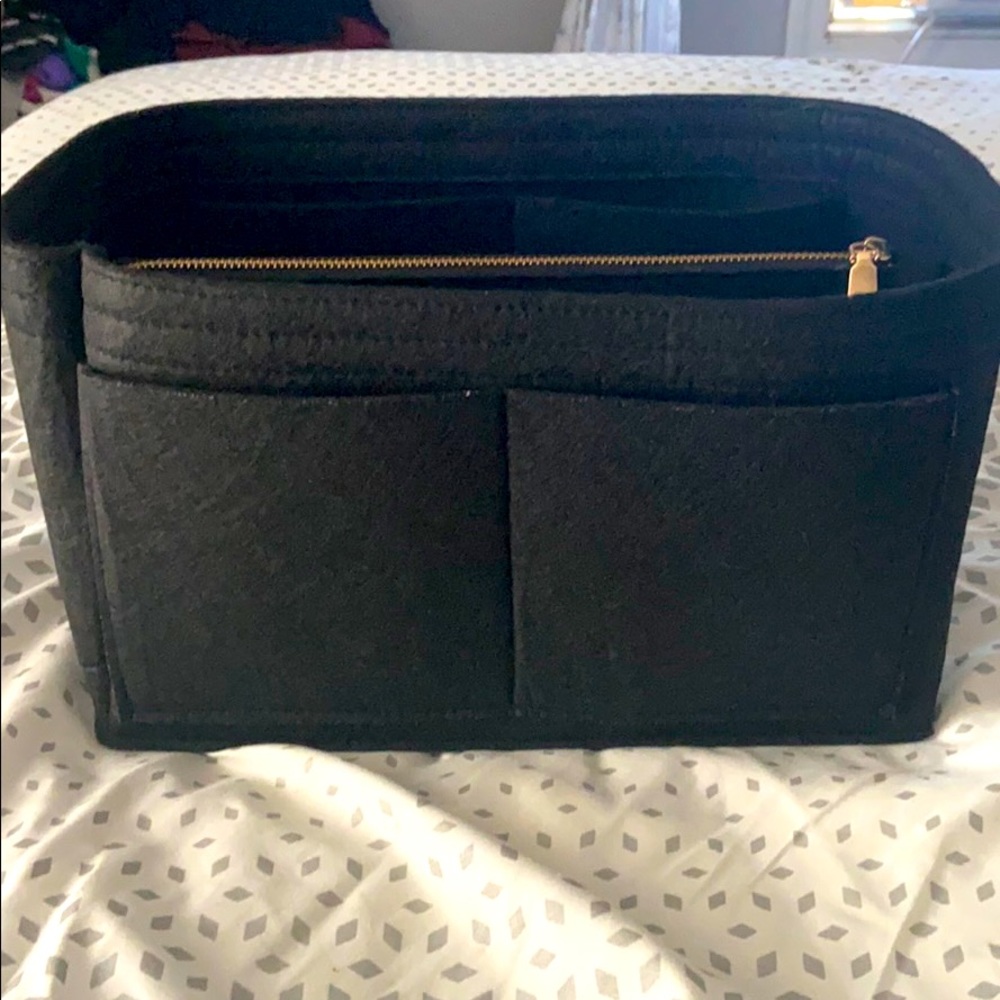 Felt insert purse organizer